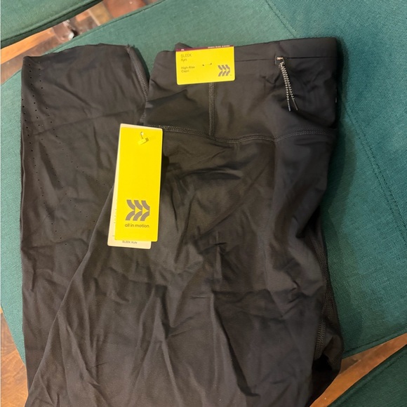 all in motion Pants - all in motion Black Performance Capri Leggings with Zip Pocket